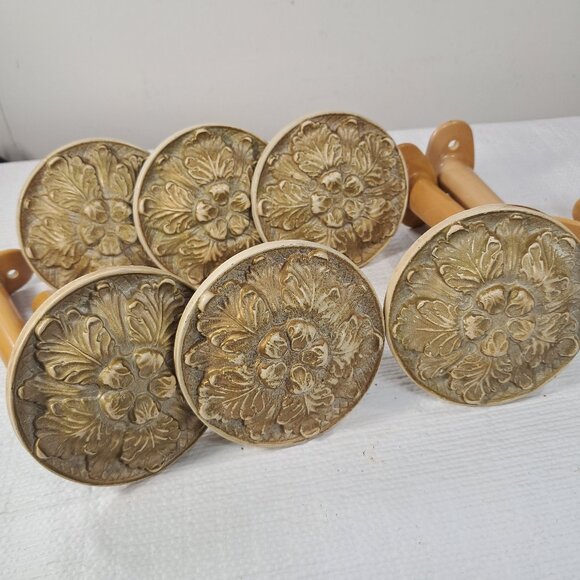 Vintage Kirsch Chateau Antique White Curtain Holdbacks medallion tieback 7603